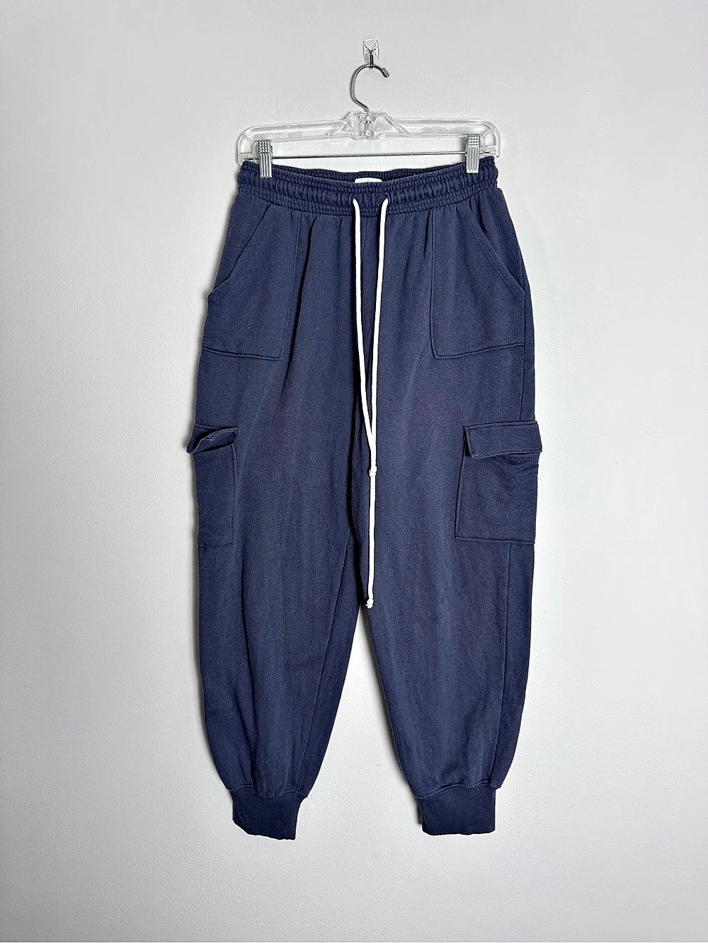 Colsie Cargo Jogger Pants in Blue Size M